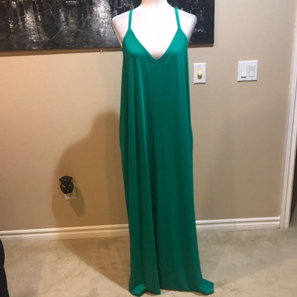 Zenana V-Neck Adjustable Strap with Pockets Green Maxi Dress-Size 2X - Picture 1 of 6